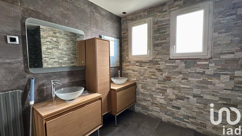 Maison - 166 m² - 7 pièces