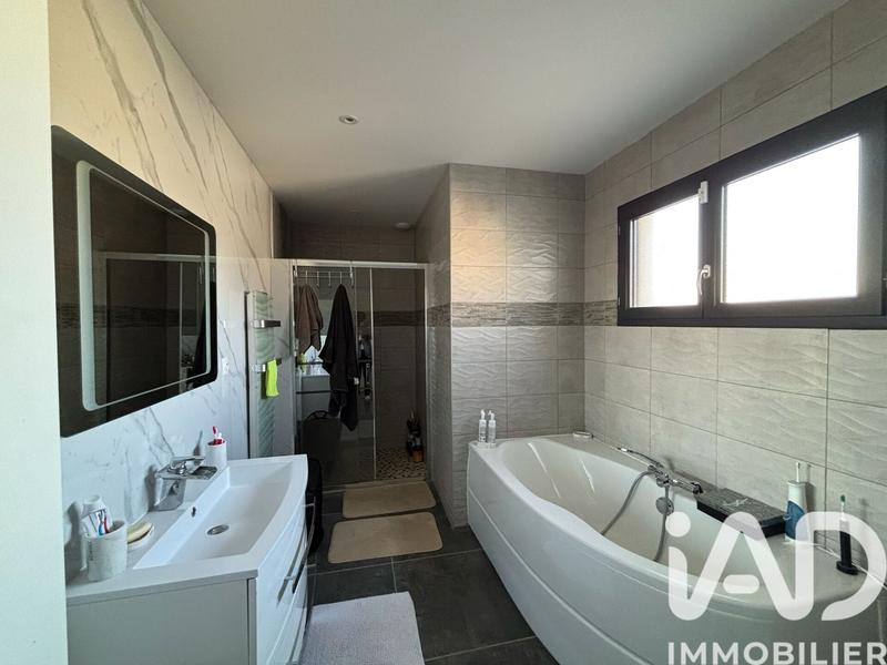 Maison - 116 m² - 4 pièces