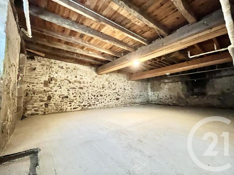 Maison en pierre - 101 m² - 5 pièces