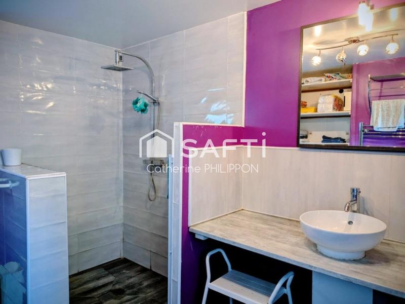 Maison - 285 m² - 10 pièces