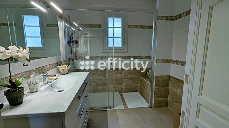 Maison - 122 m² - 4 pièces