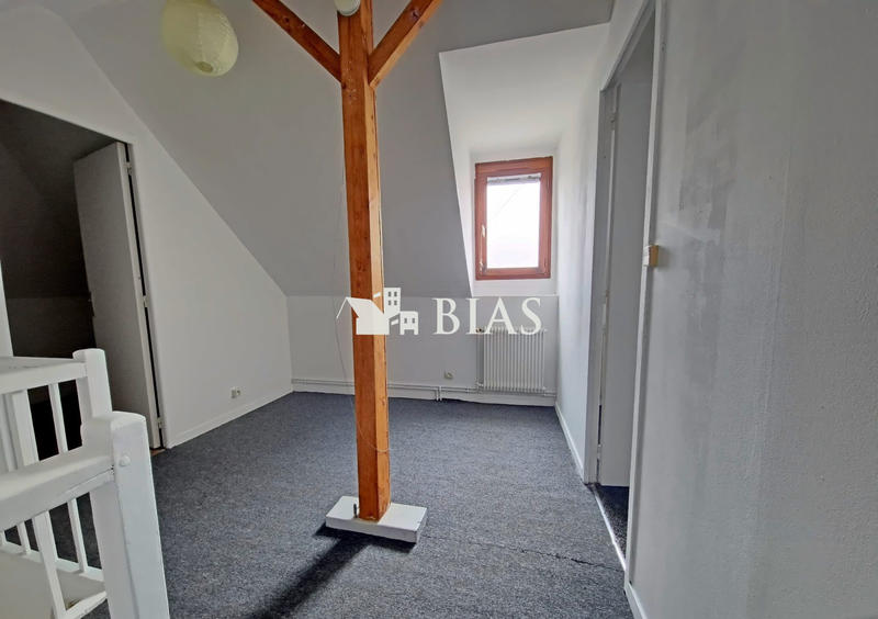 Maison - 85 m² - 5 pièces