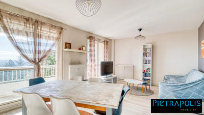 Appartement - 107 m² - 4 pièces