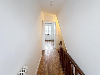 Maison - 67 m² - 5 pièces