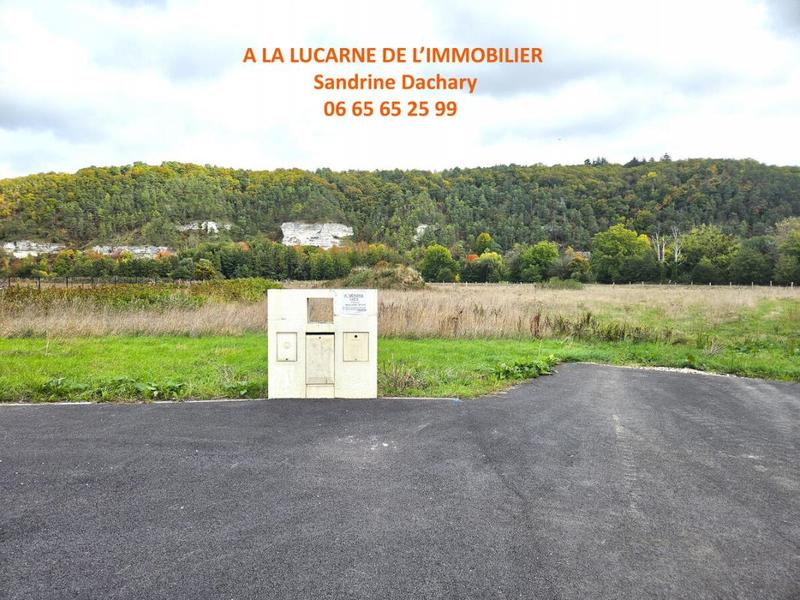 Terrain constructible - 1 345 m²
