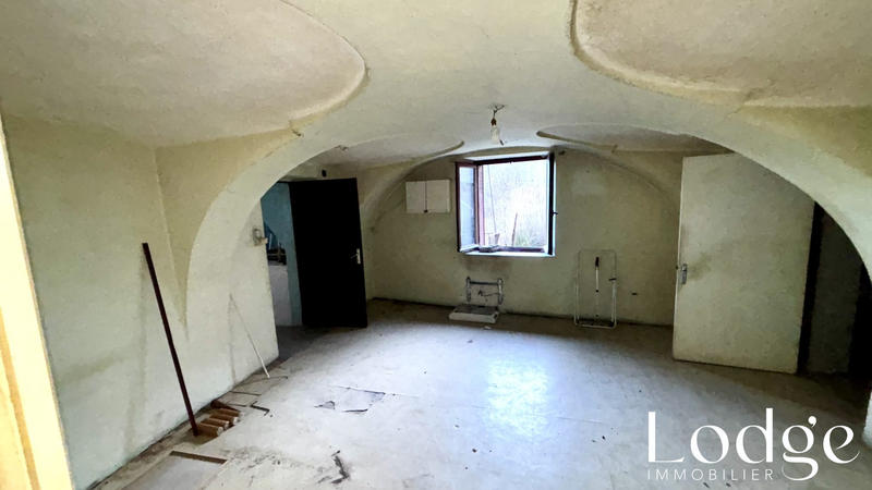 Maison - 350 m² - 10 pièces