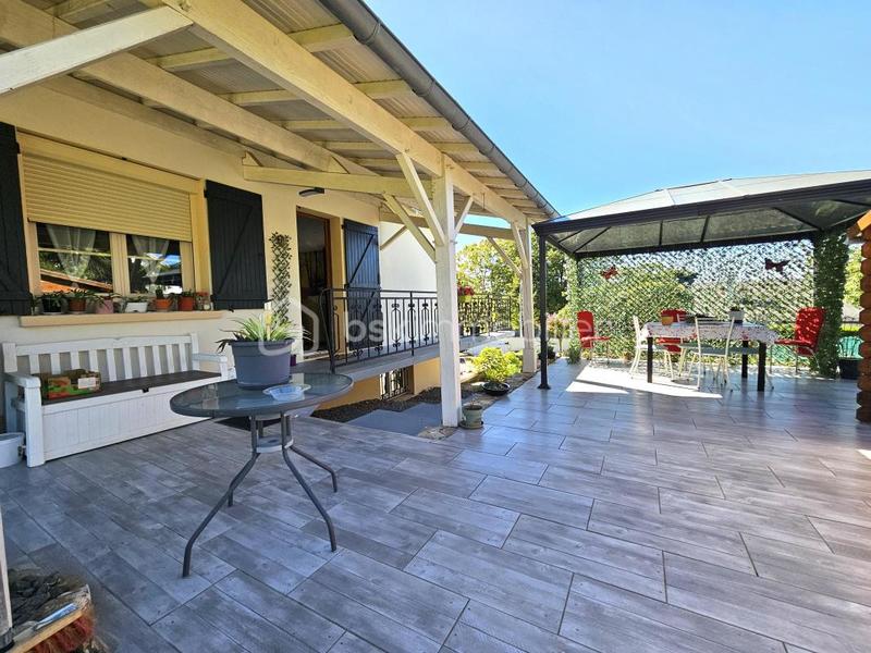 Maison traditionnelle - 162 m² - 7 pièces