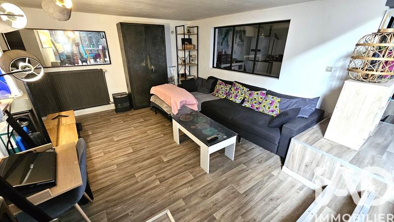 Appartement - 99 m² - 2 pièces