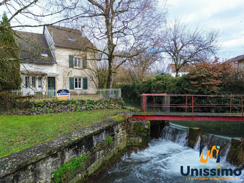 Maison - 194 m² - 7 pièces