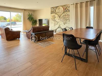 Maison - 145 m² - 6 pièces