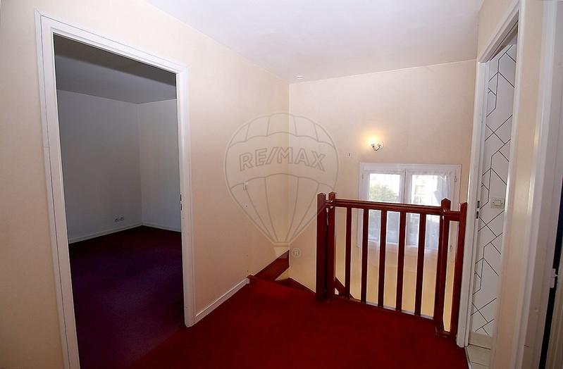 Appartement - 94 m² - 5 pièces