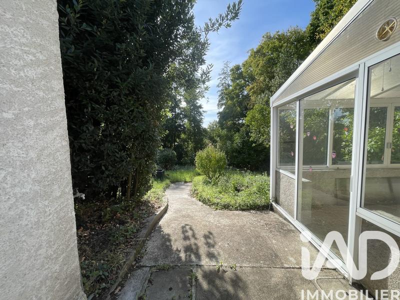 Maison - 195 m² - 8 pièces