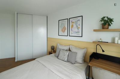 Chambre - 13 m² - 4 pièces