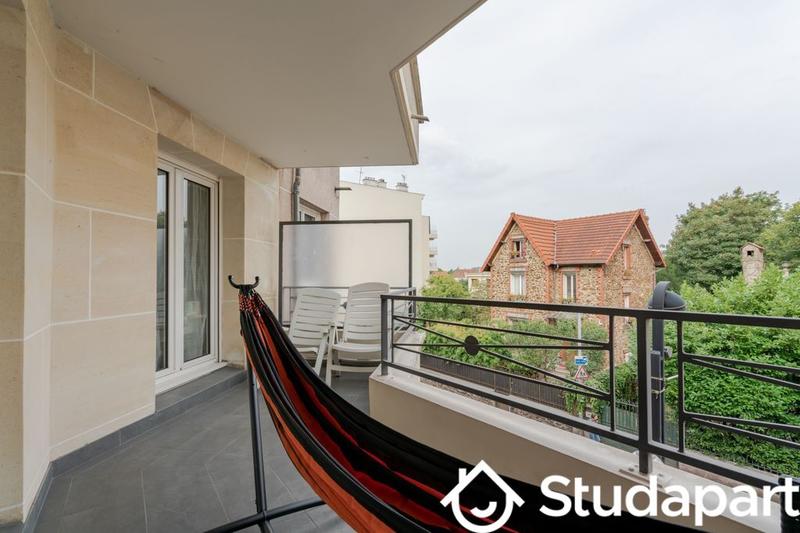 Chambre - 104 m² - 1 pièce