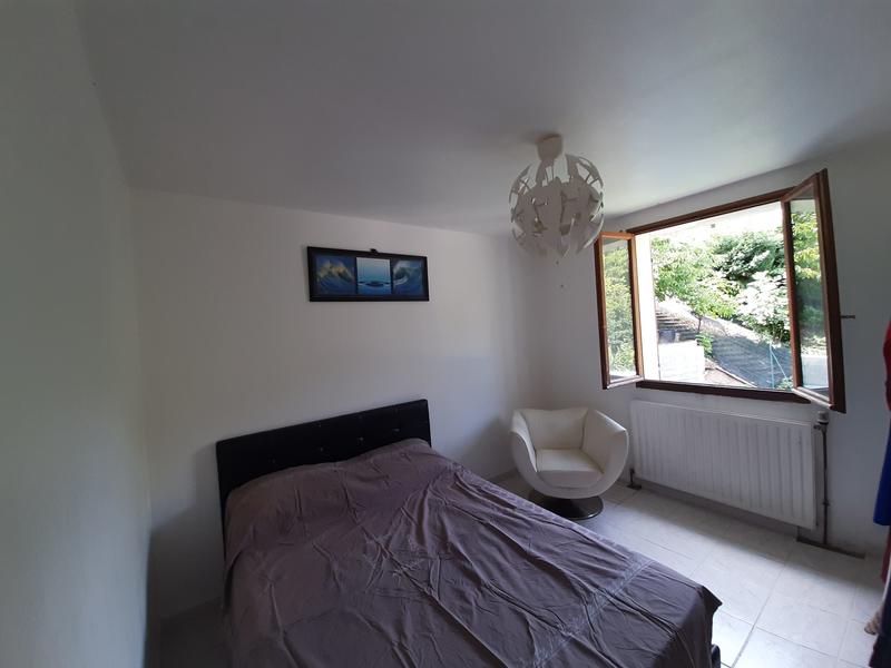 Maison traditionnelle - 196 m² - 5 pièces