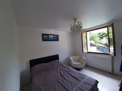 Maison traditionnelle - 196 m² - 5 pièces