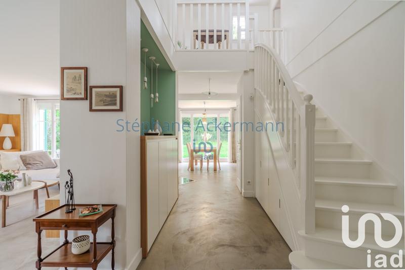 Maison - 163 m² - 7 pièces