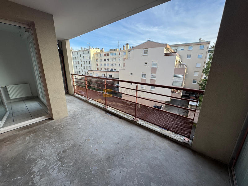 Appartement - 83 m² - 4 pièces