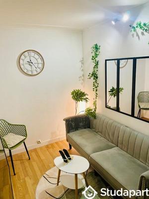 Chambre - 9 m² - 1 pièce