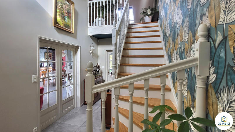 Maison - 195 m² - 6 pièces