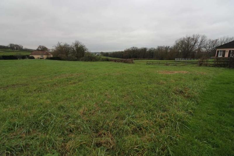 Terrain constructible - 2 331 m²