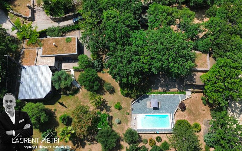 Villa - 170 m² - 4 pièces