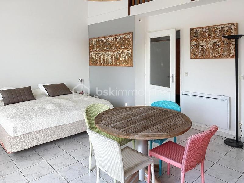 Appartement - 49 m² - 2 pièces