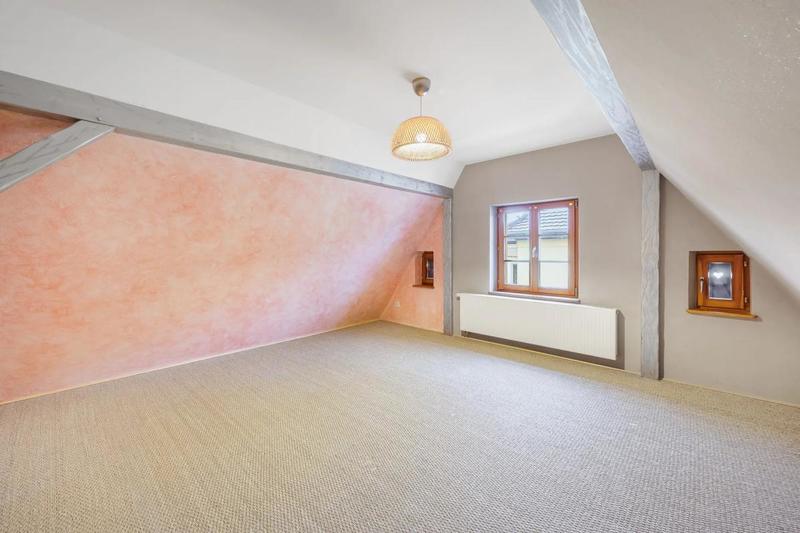 Maison - 93 m² - 4 pièces