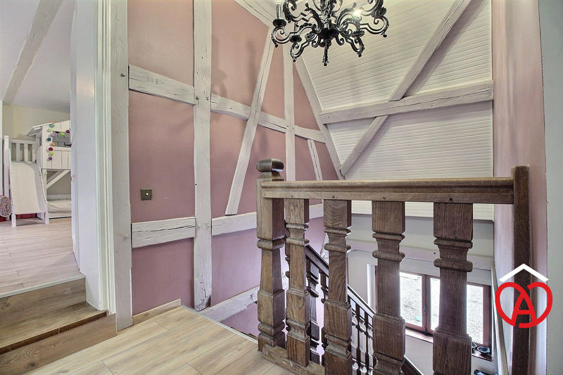 Maison - 192 m² - 7 pièces