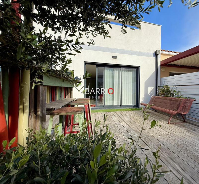 Maison - 97 m² - 3 pièces