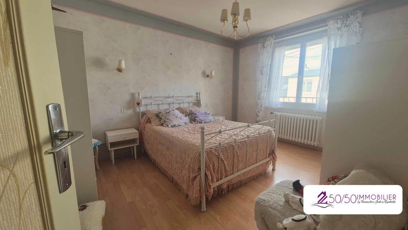 Maison - 114 m² - 7 pièces