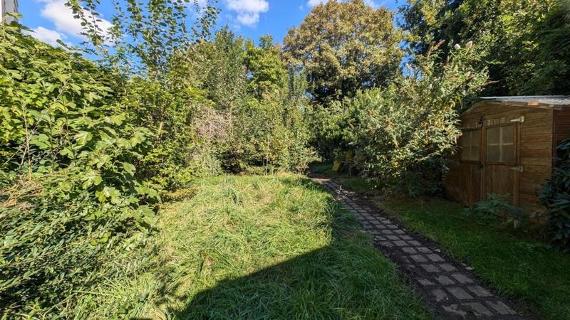 Maison - 340 m² - 8 pièces