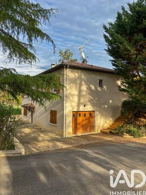 Maison - 137 m² - 5 pièces