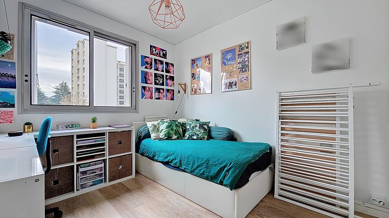 Appartement - 90 m² - 5 pièces