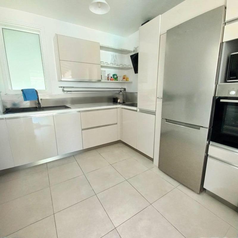 Maison - 89 m² - 4 pièces