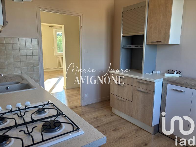 Appartement - 81 m² - 3 pièces