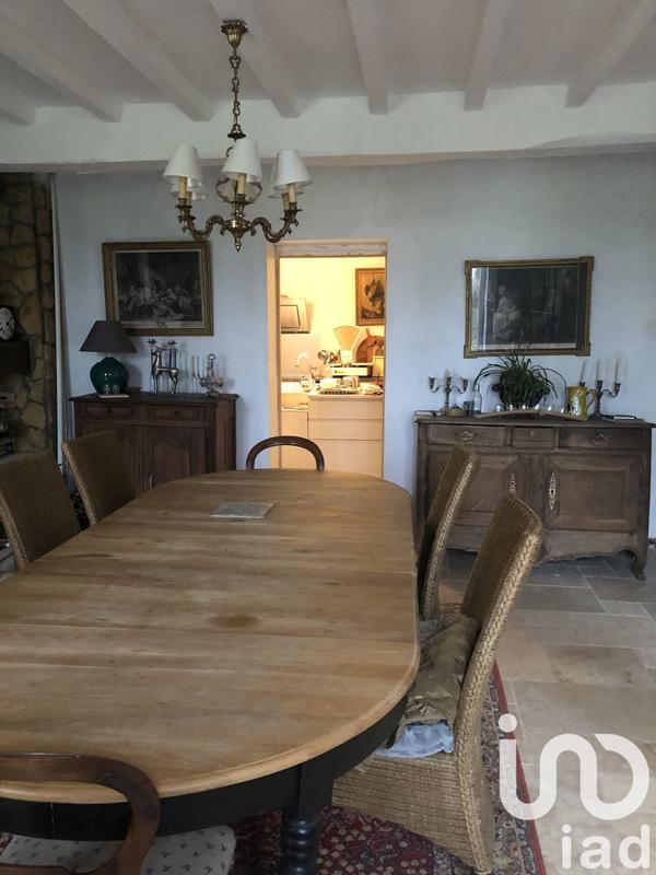 Maison - 325 m² - 9 pièces