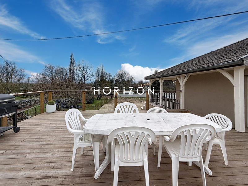 Maison traditionnelle - 82 m² - 4 pièces