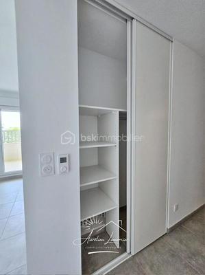 Studio - 30 m² - 1 pièce