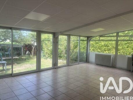 Maison - 200 m² - 5 pièces