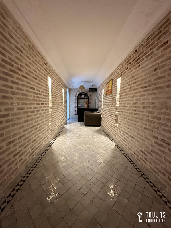 Maison - 350 m² - 7 pièces