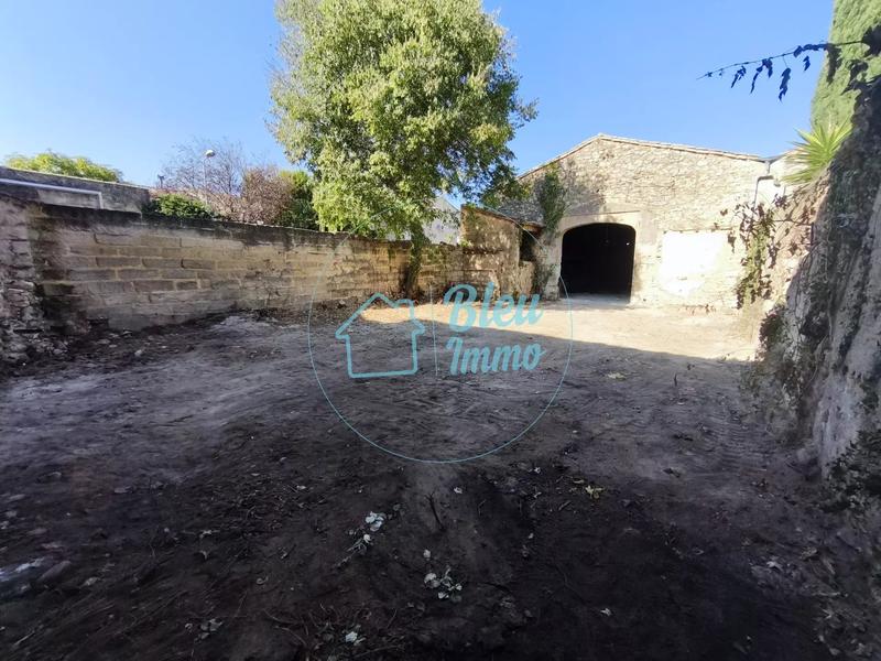 Grange - 350 m² - 6 pièces