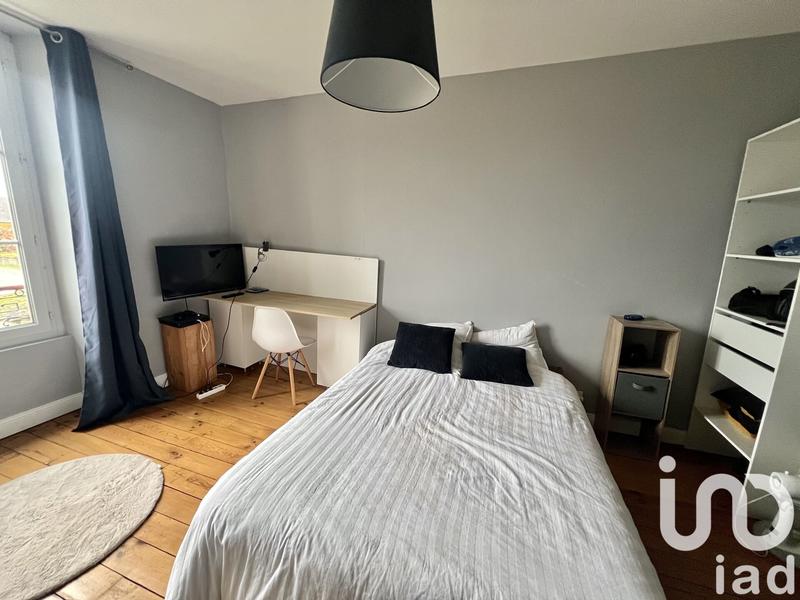 Maison - 201 m² - 6 pièces