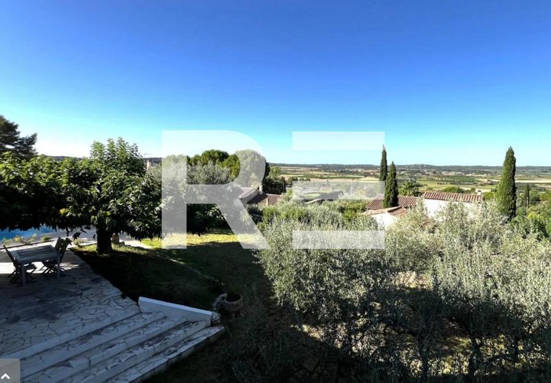 Villa - 171 m² - 8 pièces