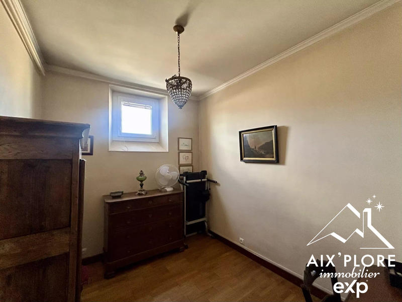 Appartement - 104 m² - 4 pièces