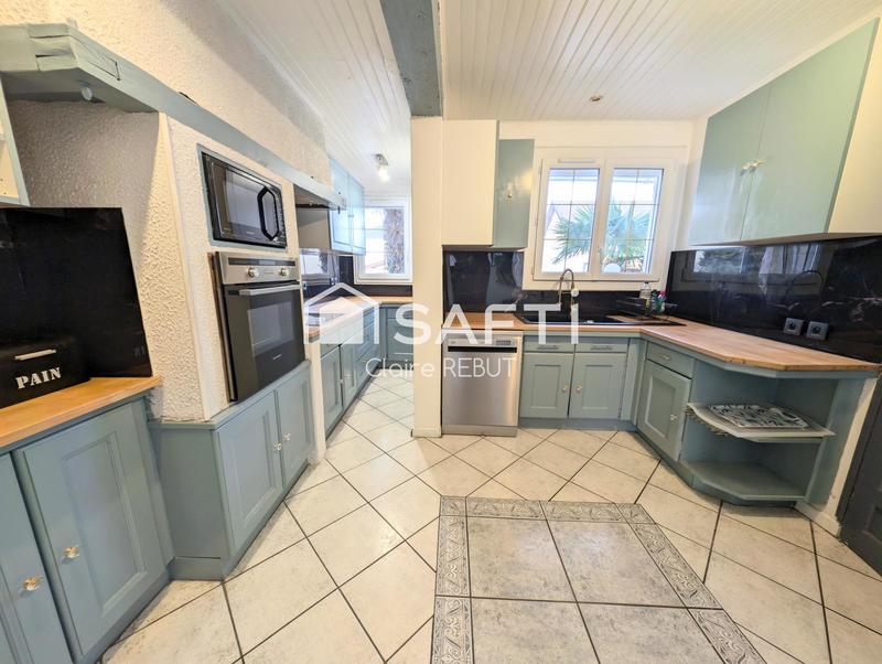 Maison - 140 m² - 5 pièces