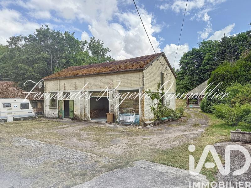 Maison - 196 m² - 8 pièces