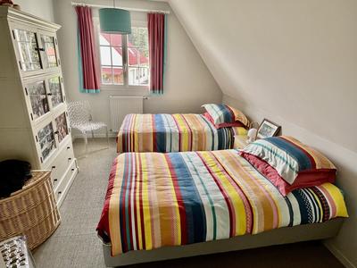 Maison traditionnelle - 221 m² - 7 pièces