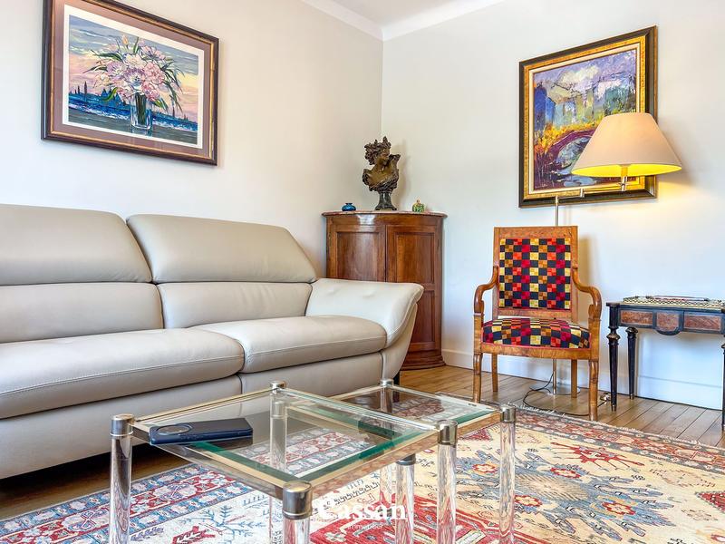 Maison - 194 m² - 7 pièces