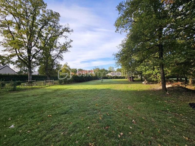 Terrain constructible - 1 130 m²